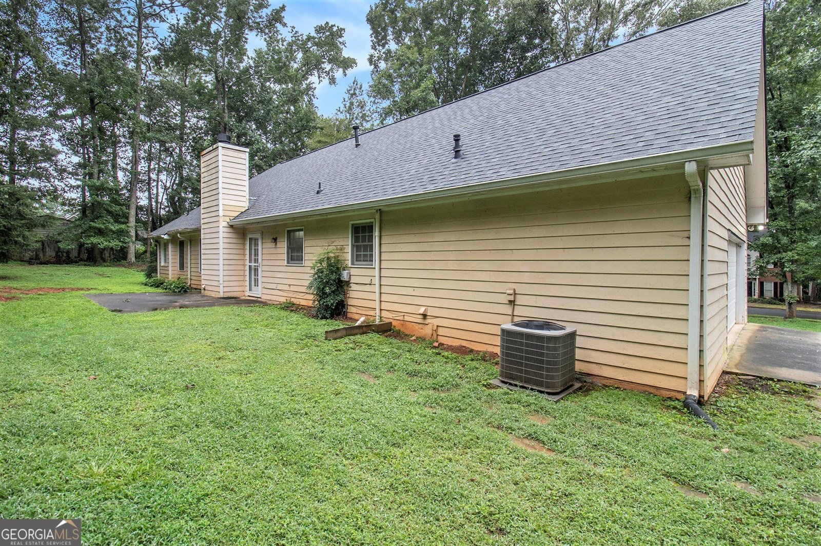 340 Radcliffe Trace Covington - 29