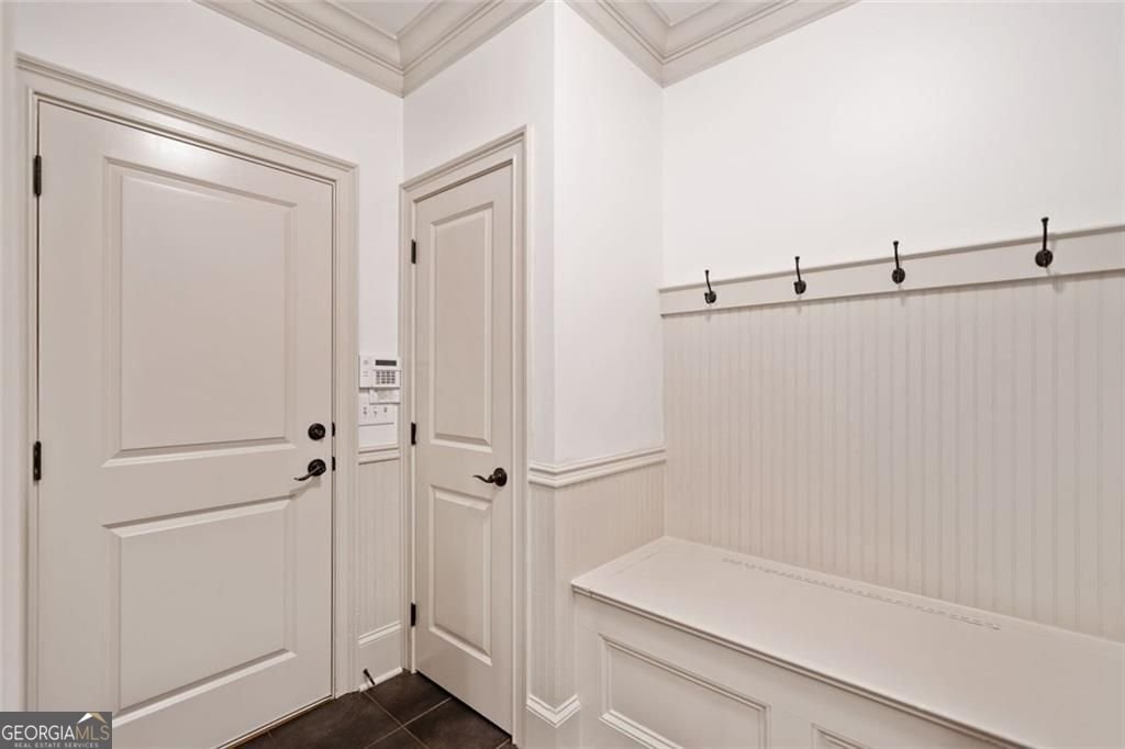 300 Hemlock Cove Ball Ground - 23