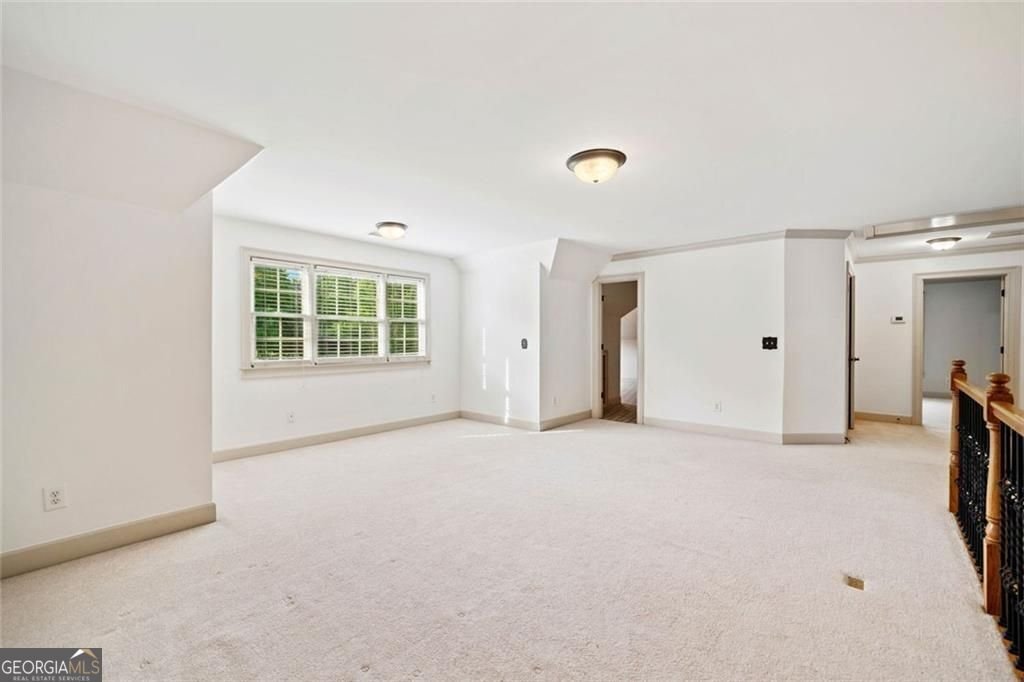 300 Hemlock Cove Ball Ground - 36