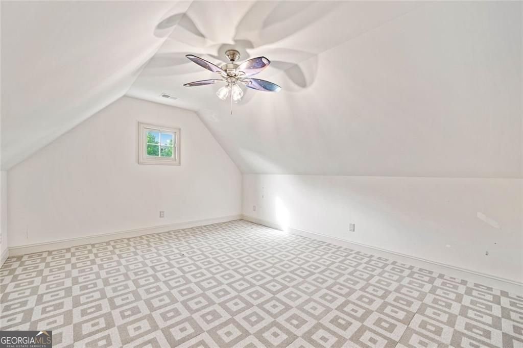 300 Hemlock Cove Ball Ground - 38