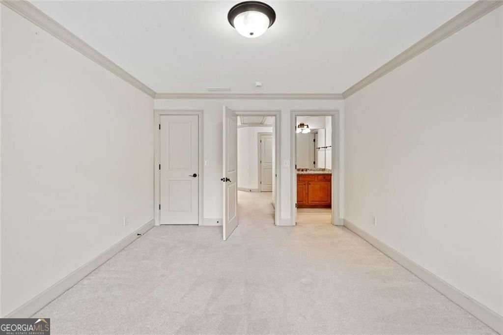 300 Hemlock Cove Ball Ground - 44