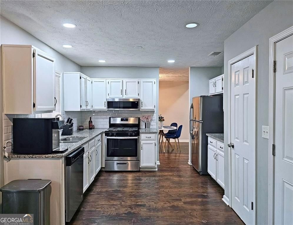 1389 Rockmoor Circle Stone Mountain - 10