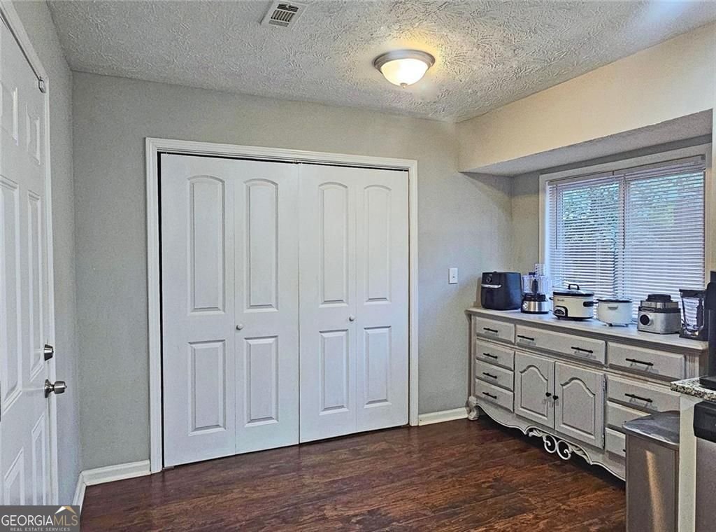 1389 Rockmoor Circle Stone Mountain - 9