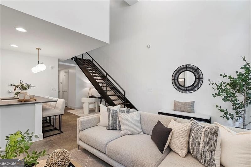 905 Juniper Street Atlanta - 4