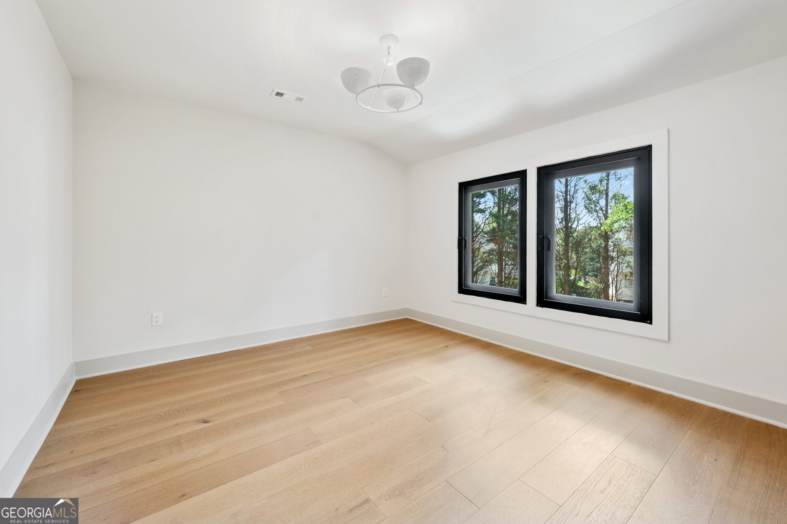 12890 Cogburn Road Alpharetta - 34