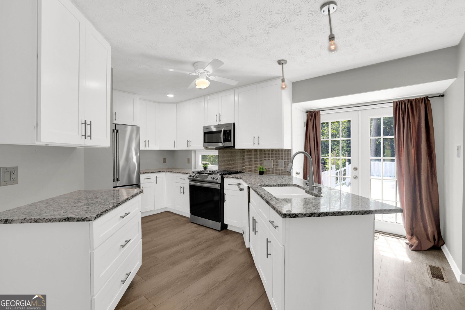 562 Plantation Boulevard Lawrenceville - 10