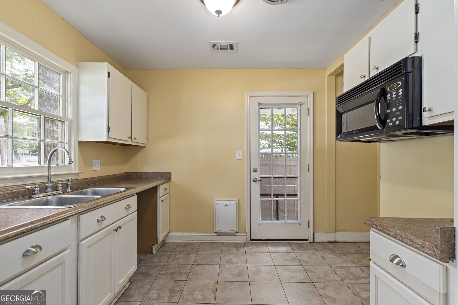 627 Grant Street Atlanta - 8