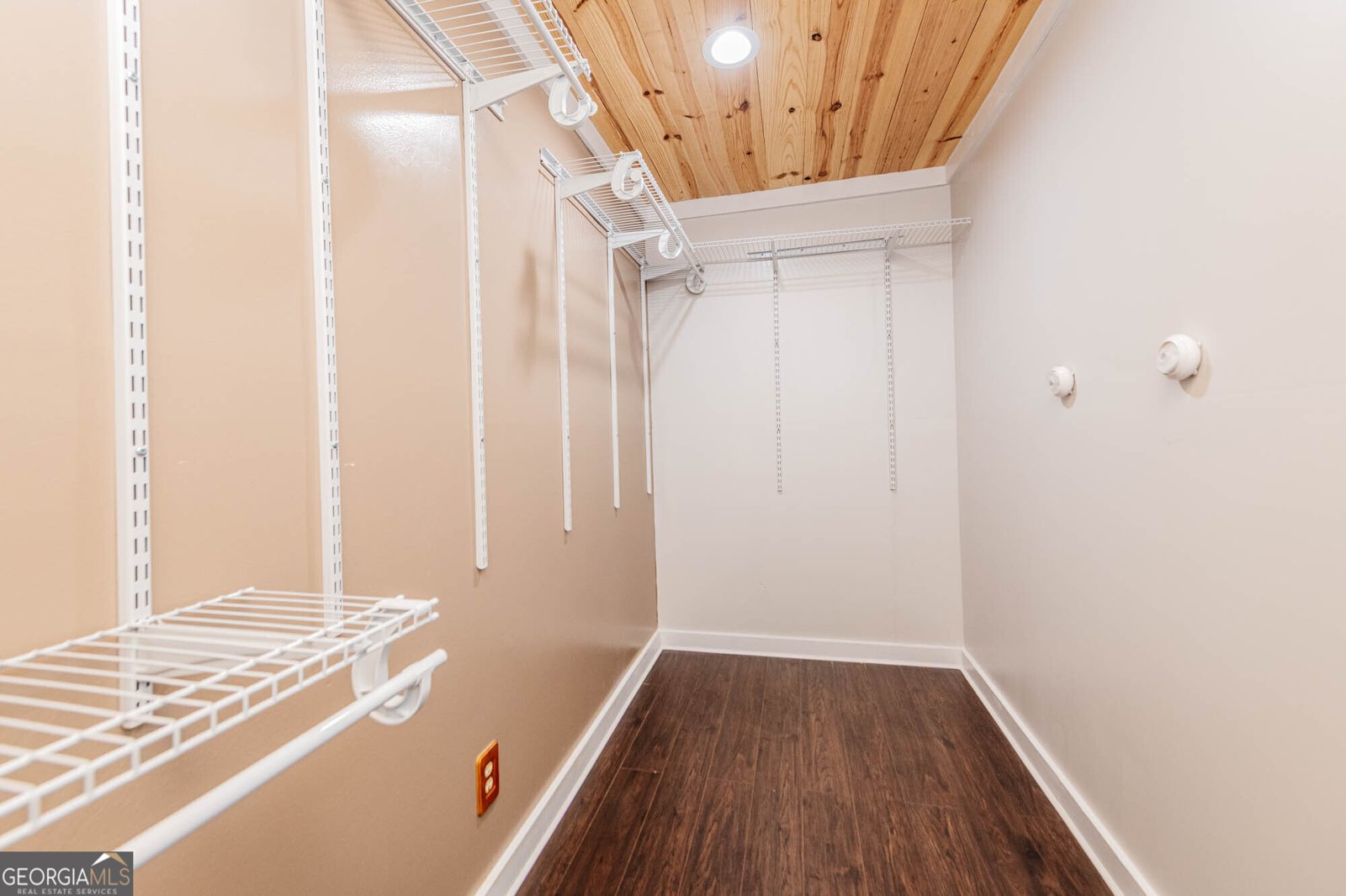 1404 Cambridge Road Perry - 25