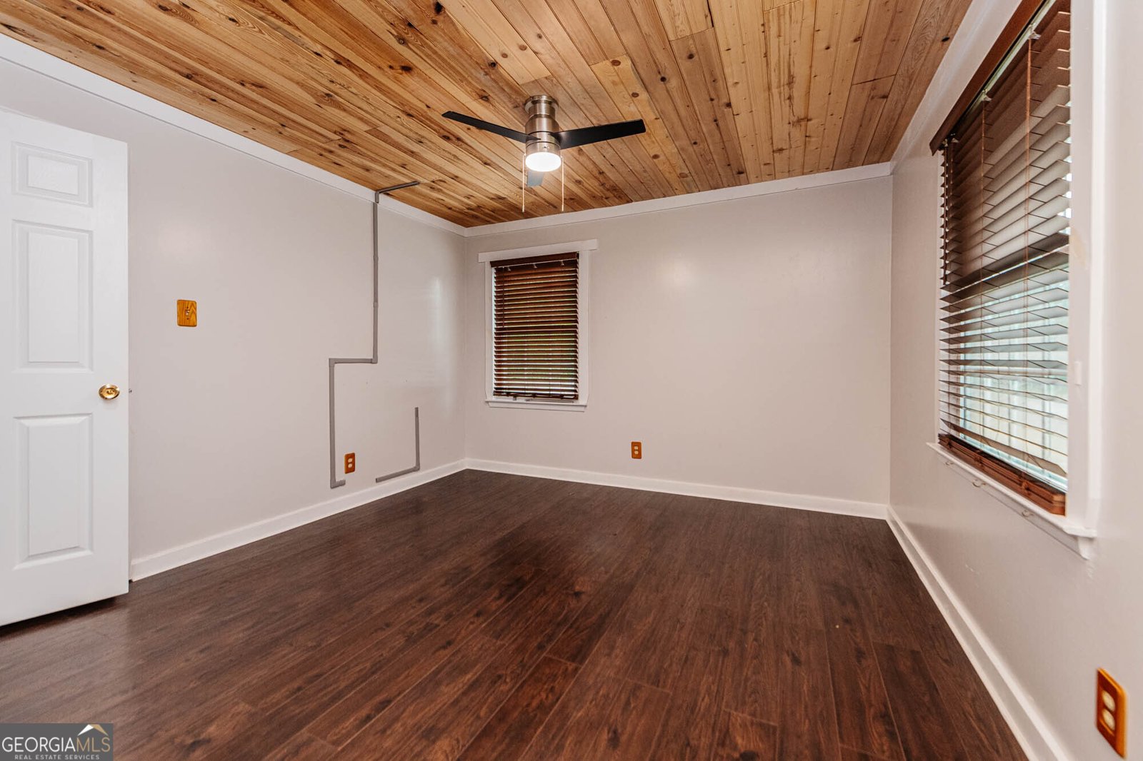 1404 Cambridge Road Perry - 28