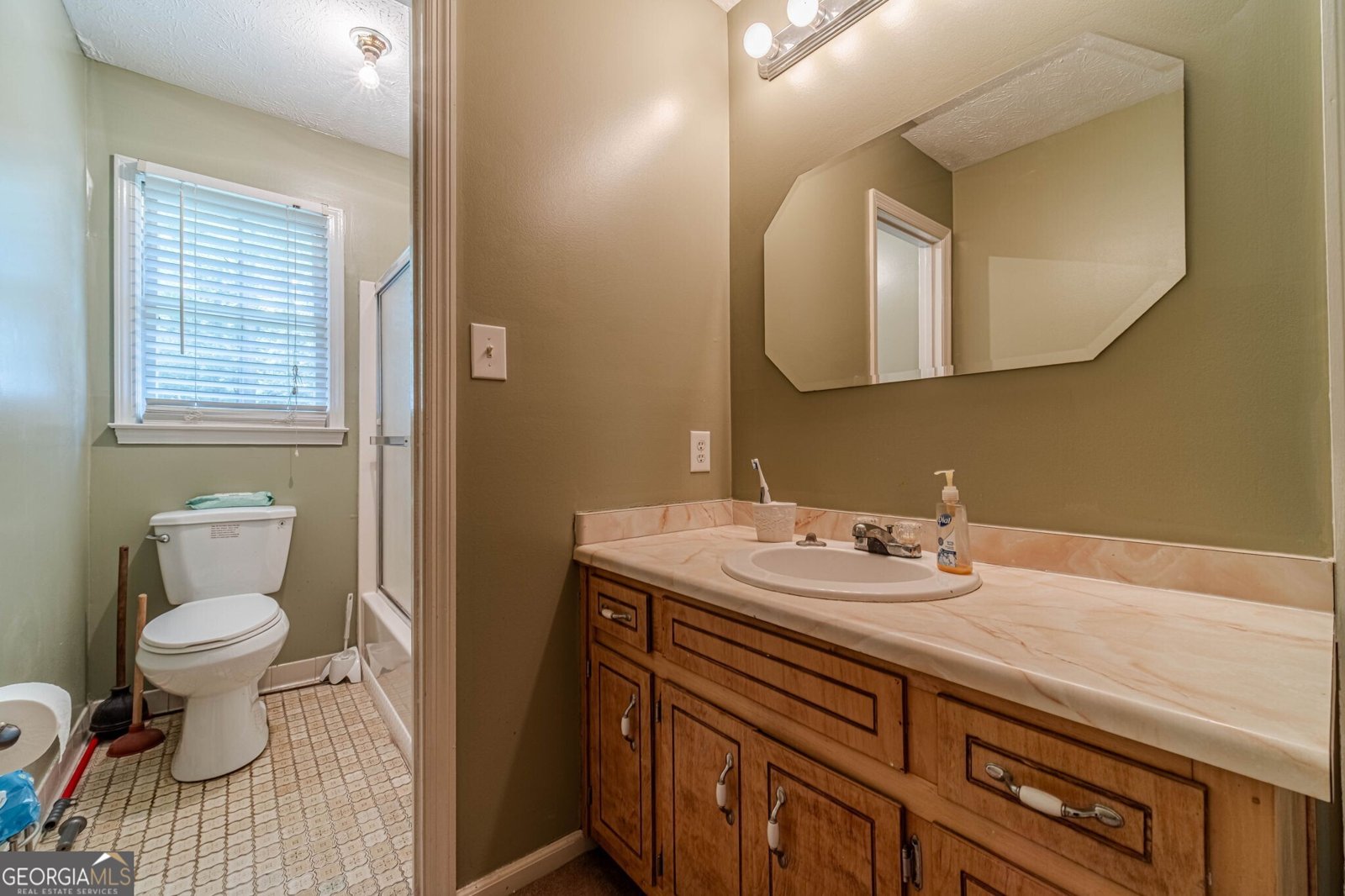 2737 Camp Mitchell Road Loganville - 27