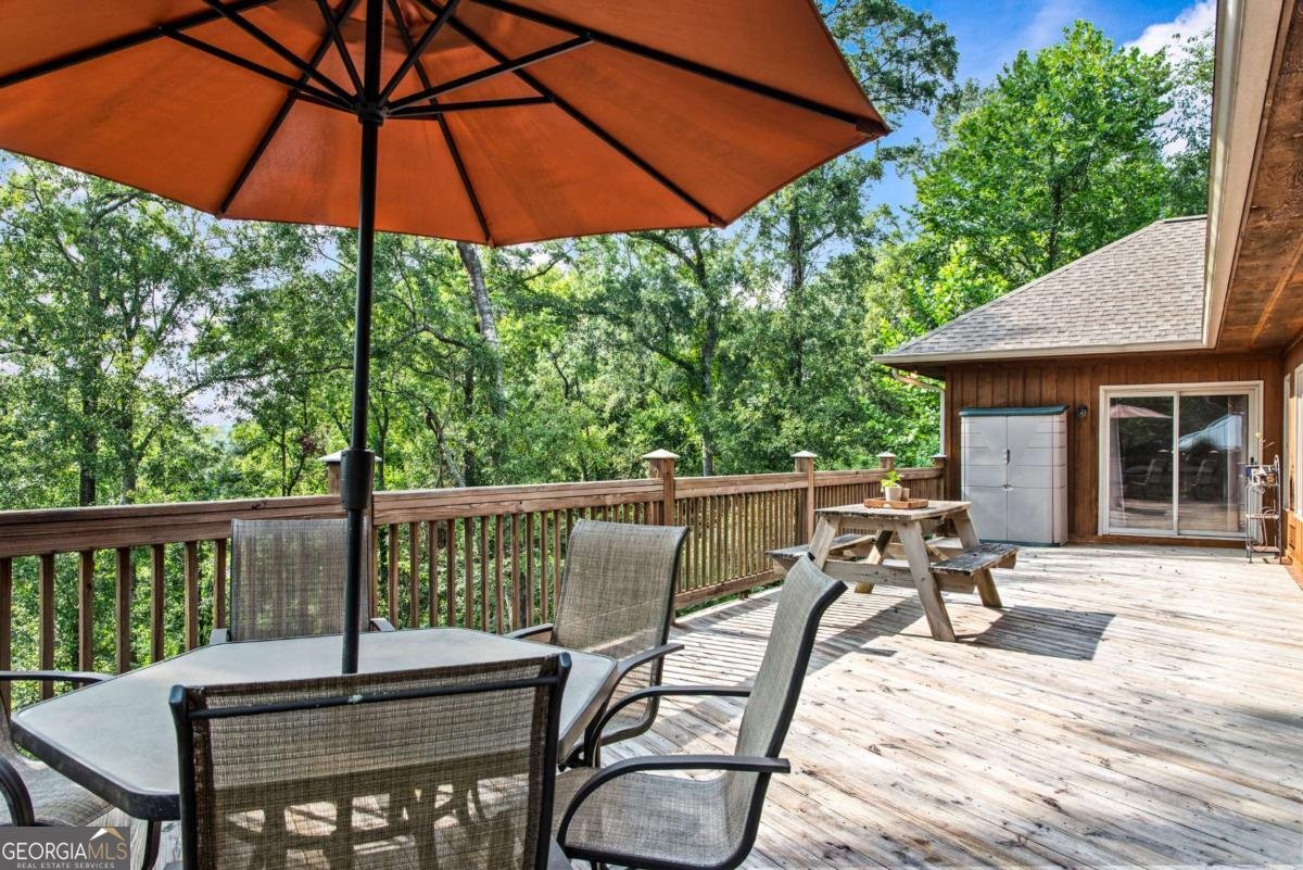 200 Old Country Club Road NE Milledgeville - 13