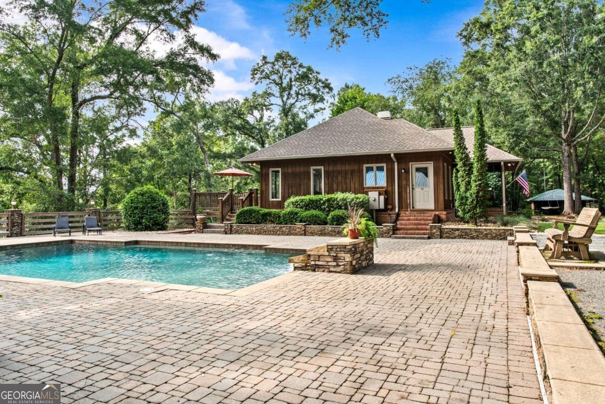 200 Old Country Club Road NE Milledgeville - 17