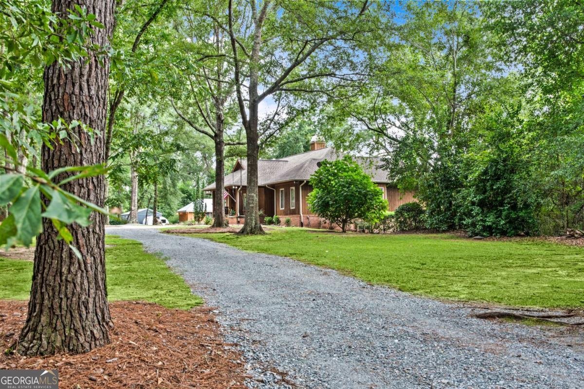 200 Old Country Club Road NE Milledgeville - 32