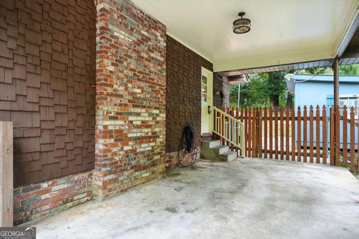 1277 Brookshire Lane Brookhaven - 25