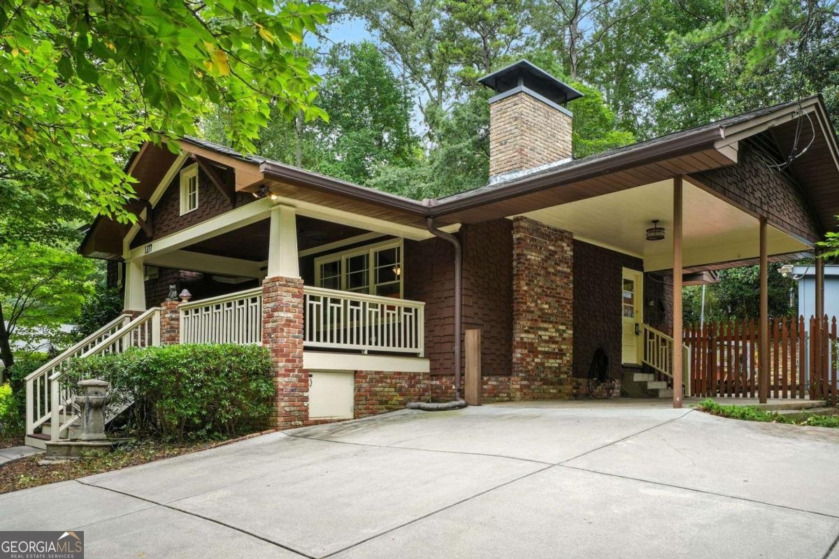 1277 Brookshire Lane Brookhaven - 3