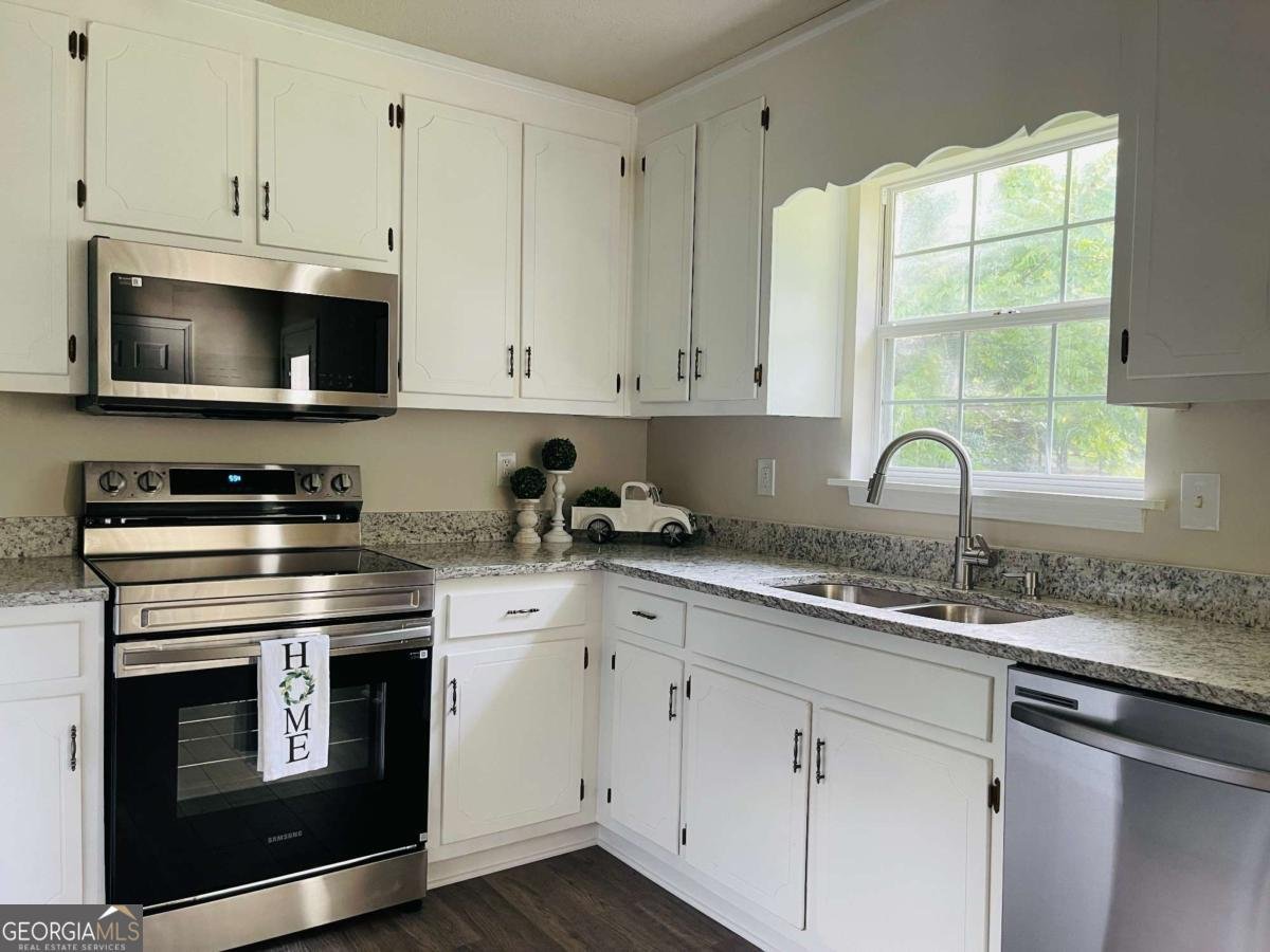 2303 Nancy Court Loganville - 11