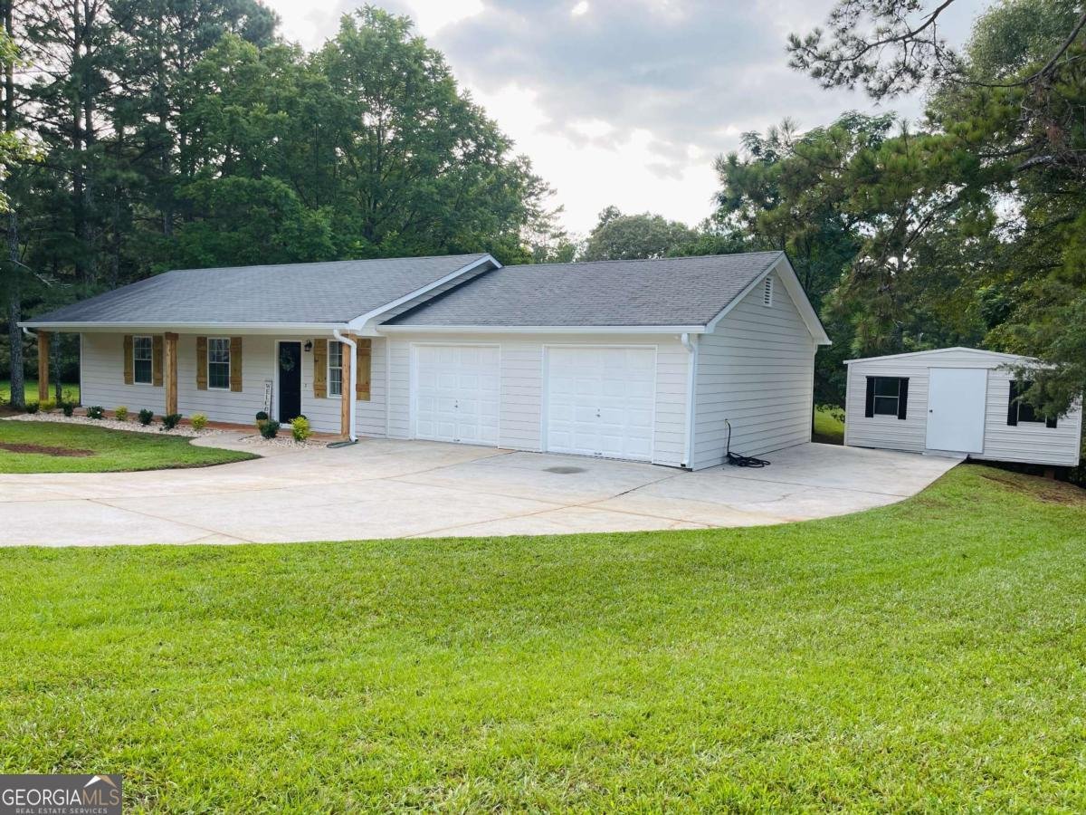 2303 Nancy Court Loganville - 4