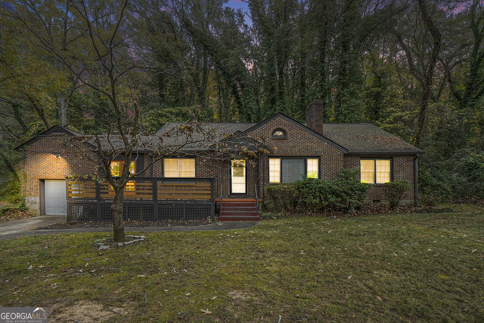 970 Tuckawanna Drive Atlanta - 1