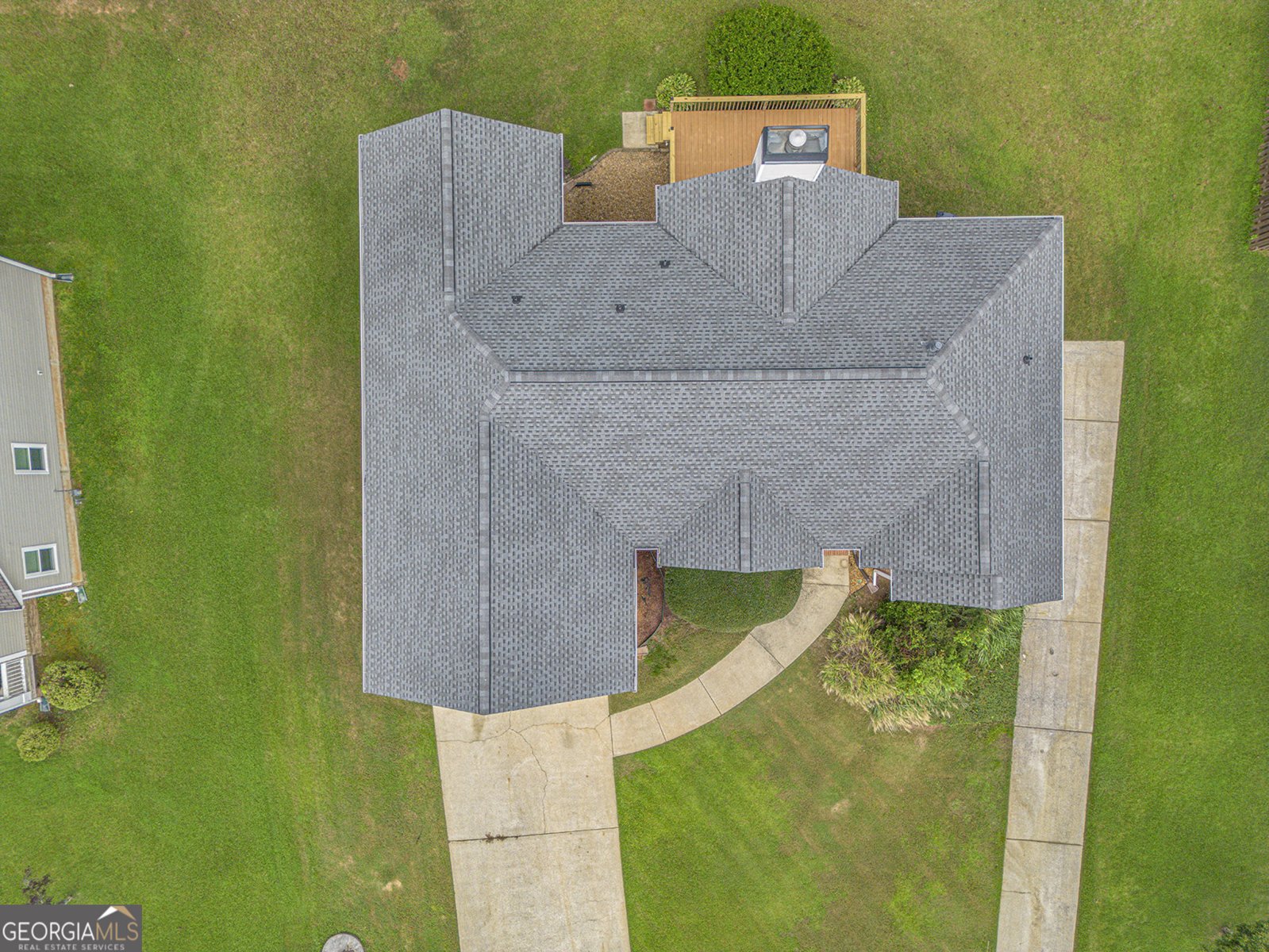 93 WOODRIDGE Drive Douglasville - 18