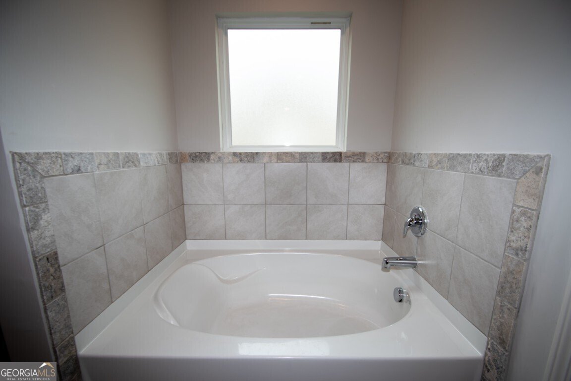 8084 Louis Drive Locust Grove - 16