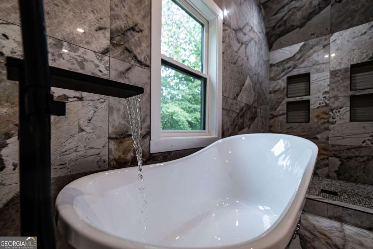 4 Bentley Trace Manor Atlanta - 40