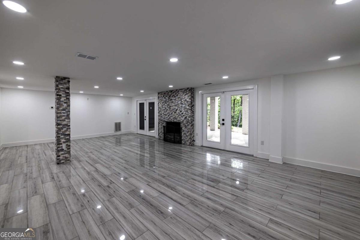 4 Bentley Trace Manor Atlanta - 66