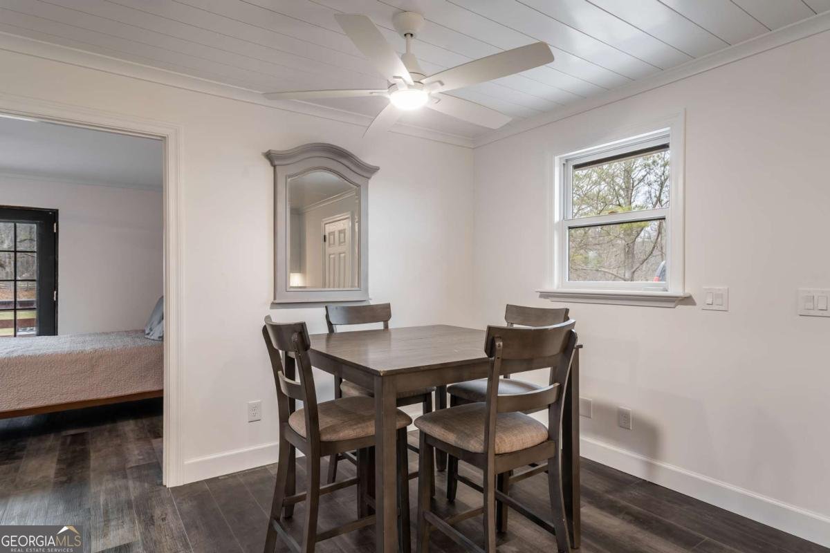 9351 Henderson Mountain Road Fairmount - 20