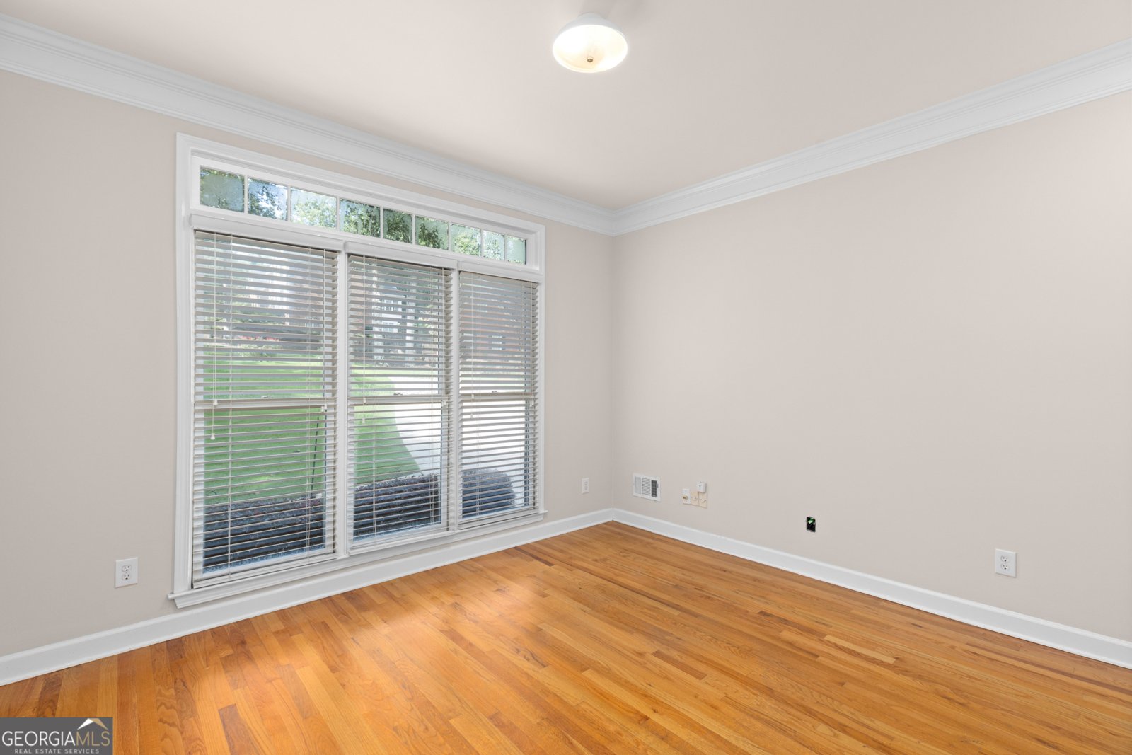 105 Kensington Pond Court Roswell - 18