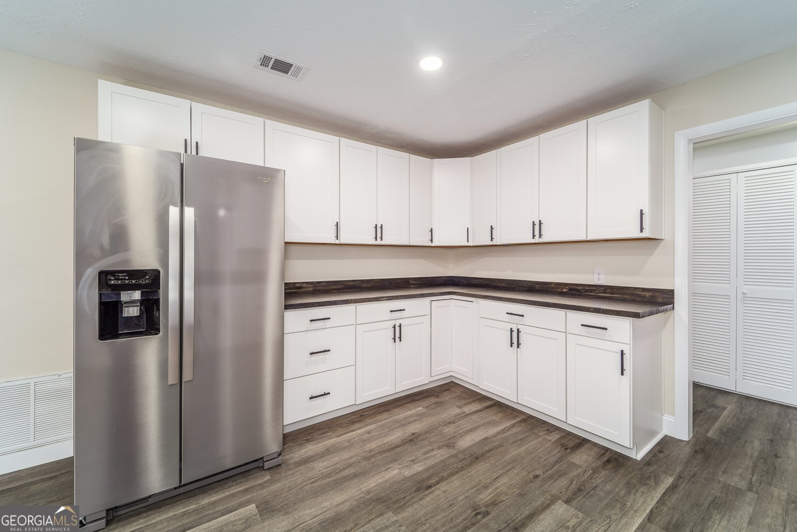2022 Pioneer Street Waycross - 22