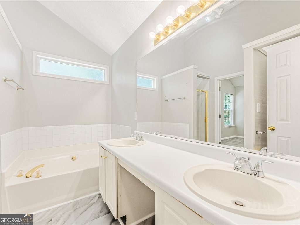 4111 Telhurst Place Kennesaw - 24