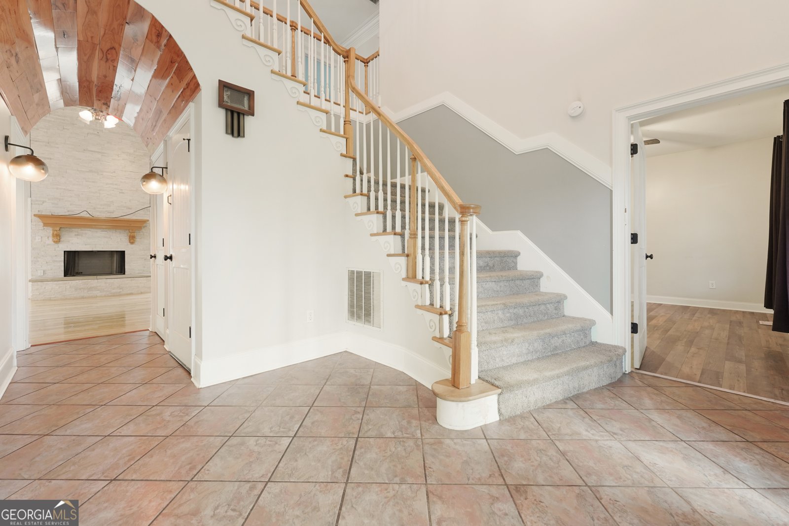 1846 SAVAGE Road Bogart - 10
