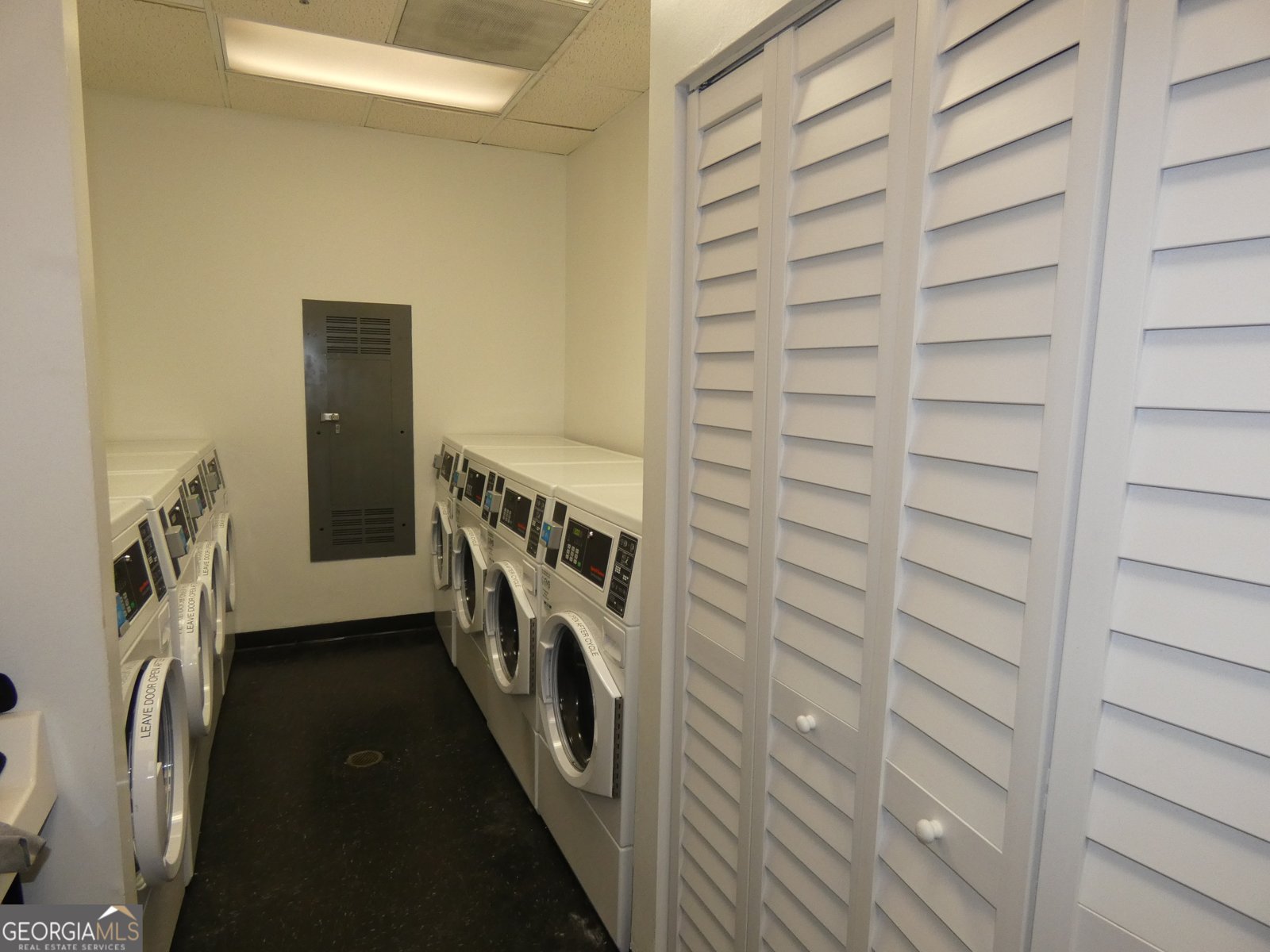 795 Hammond Drive Atlanta - 22