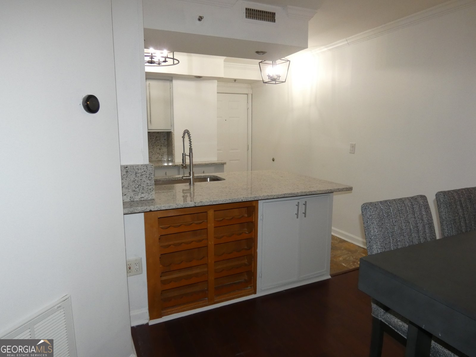 795 Hammond Drive Atlanta - 6