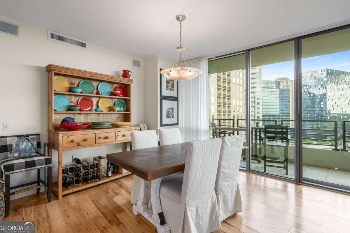 700 Park Regency Place Atlanta - 5