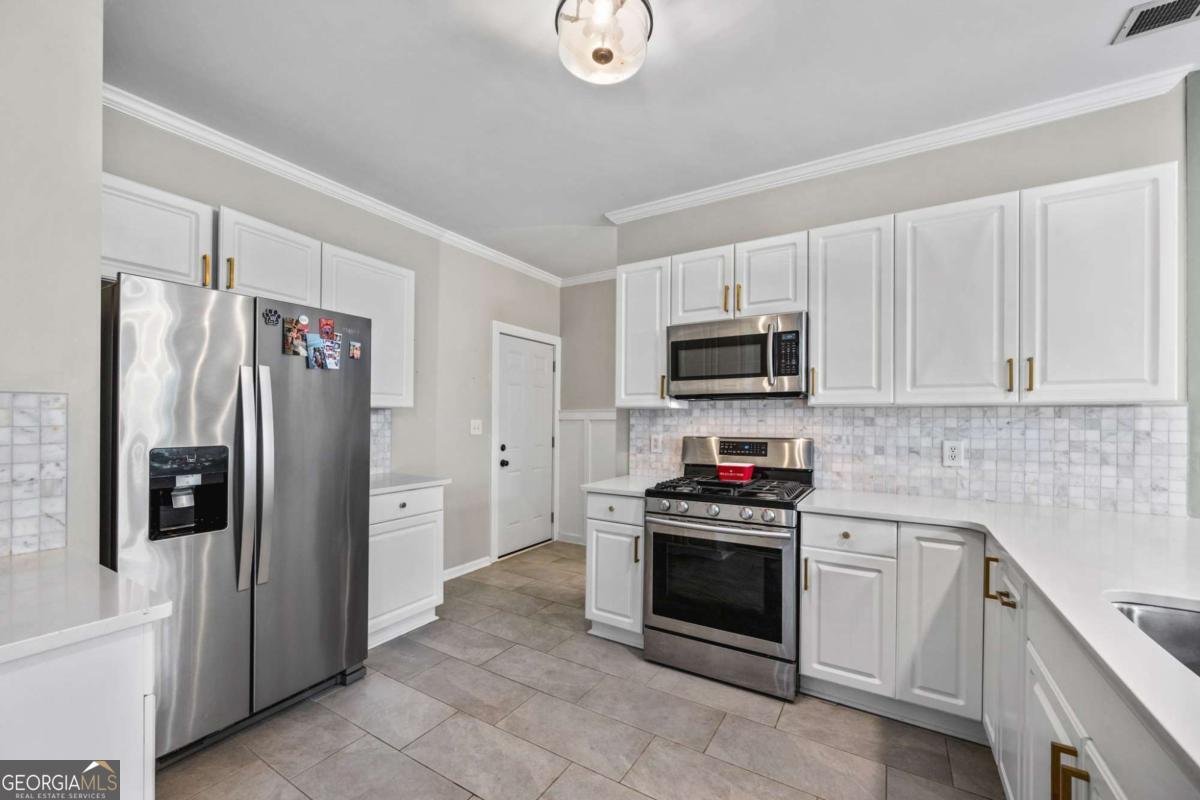 206 MIRRAMONT Street Woodstock - 18