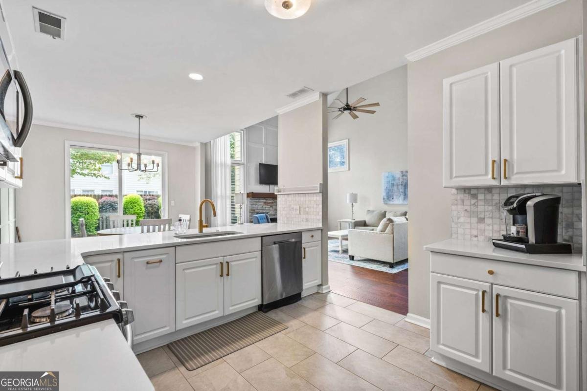 206 MIRRAMONT Street Woodstock - 20
