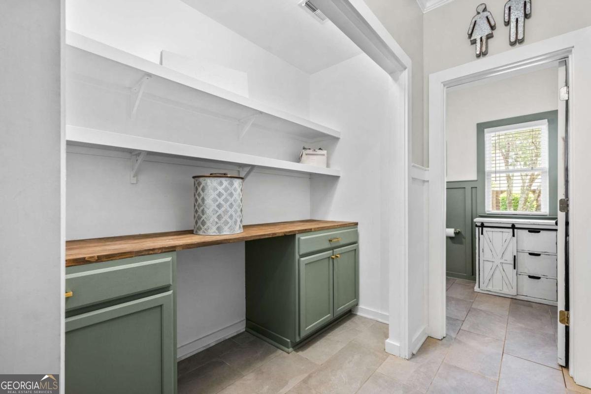 206 MIRRAMONT Street Woodstock - 21