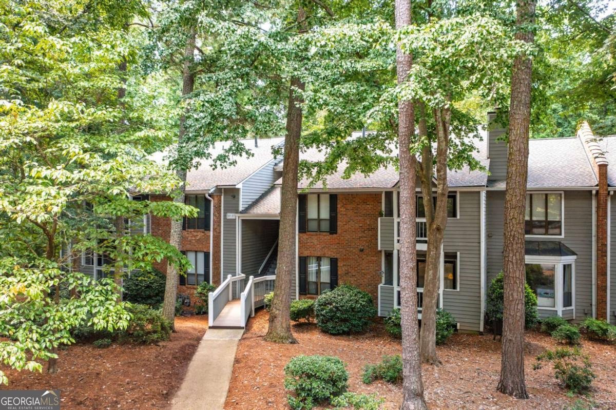 508 Warm Springs Circle Roswell - 1