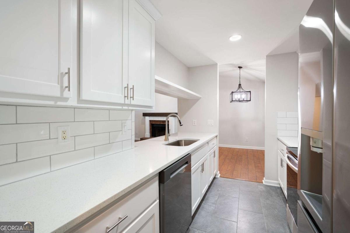508 Warm Springs Circle Roswell - 15
