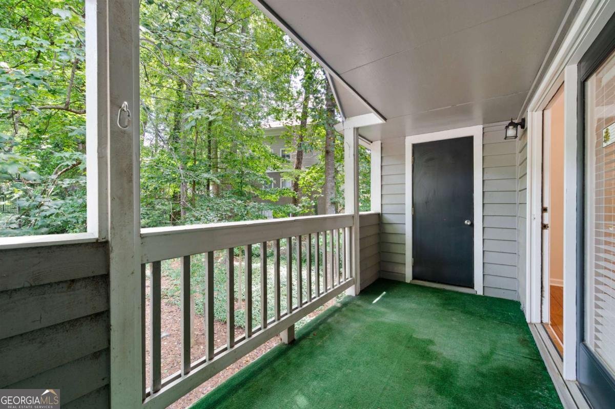 508 Warm Springs Circle Roswell - 30