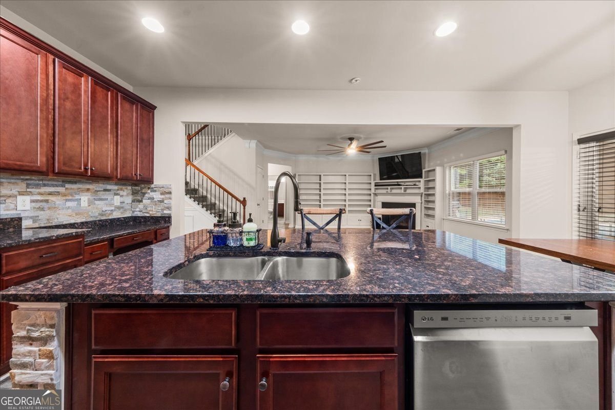 550 Ivy Chase Loop Dallas - 20