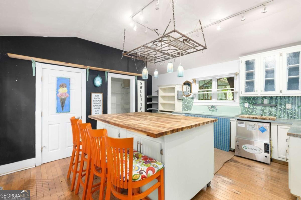 3270 Connally Street Atlanta - 23