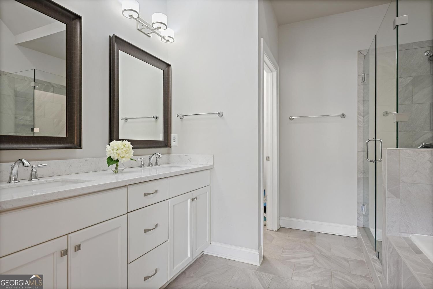1096 Township Square Alpharetta - 23