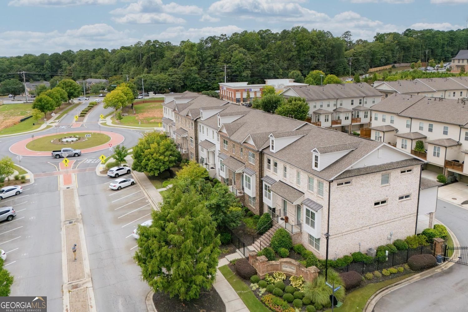 1096 Township Square Alpharetta - 34