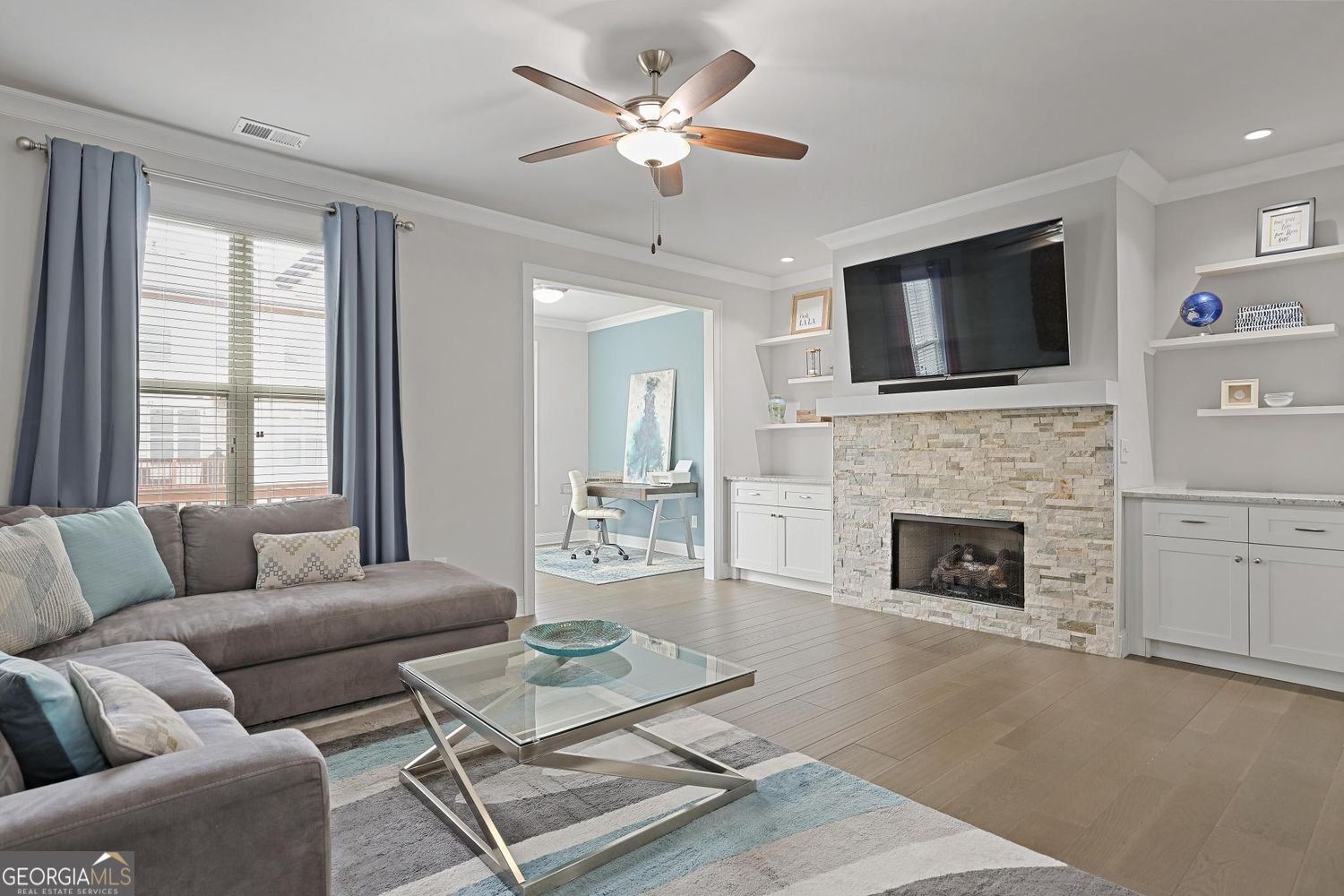 1096 Township Square Alpharetta - 9