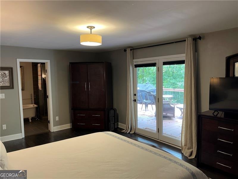 6115 Reives Road Cumming - 29