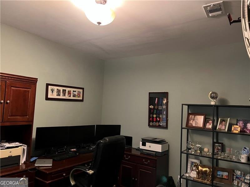 6115 Reives Road Cumming - 44