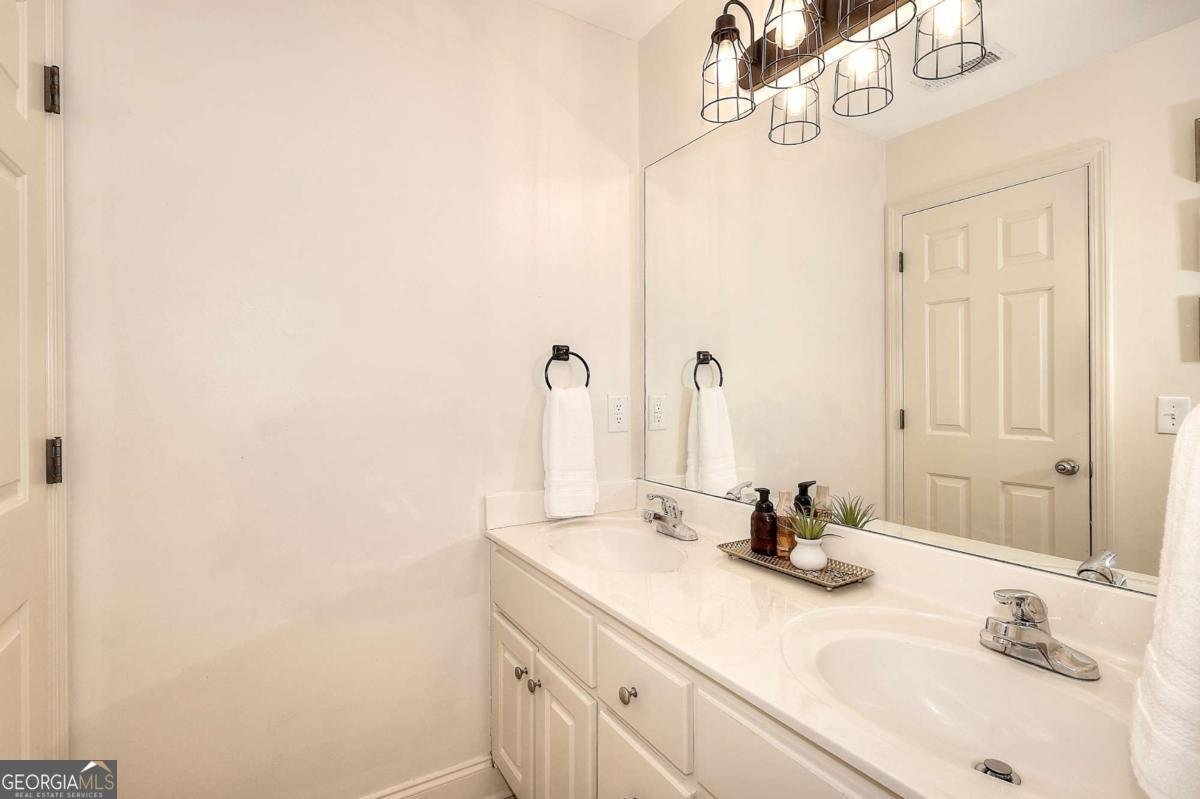 3145 Sweet Basil Lane Loganville - 29