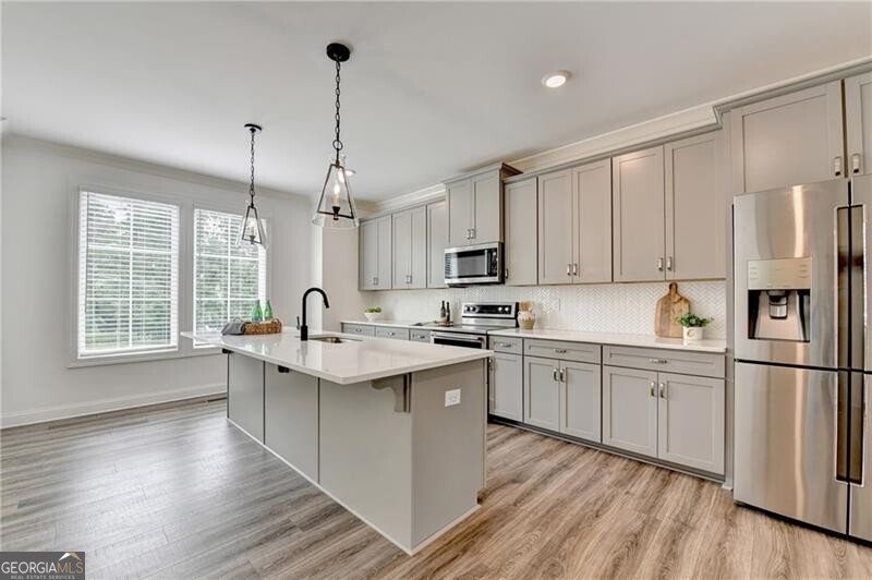 6892 Roswell Road Atlanta - 19