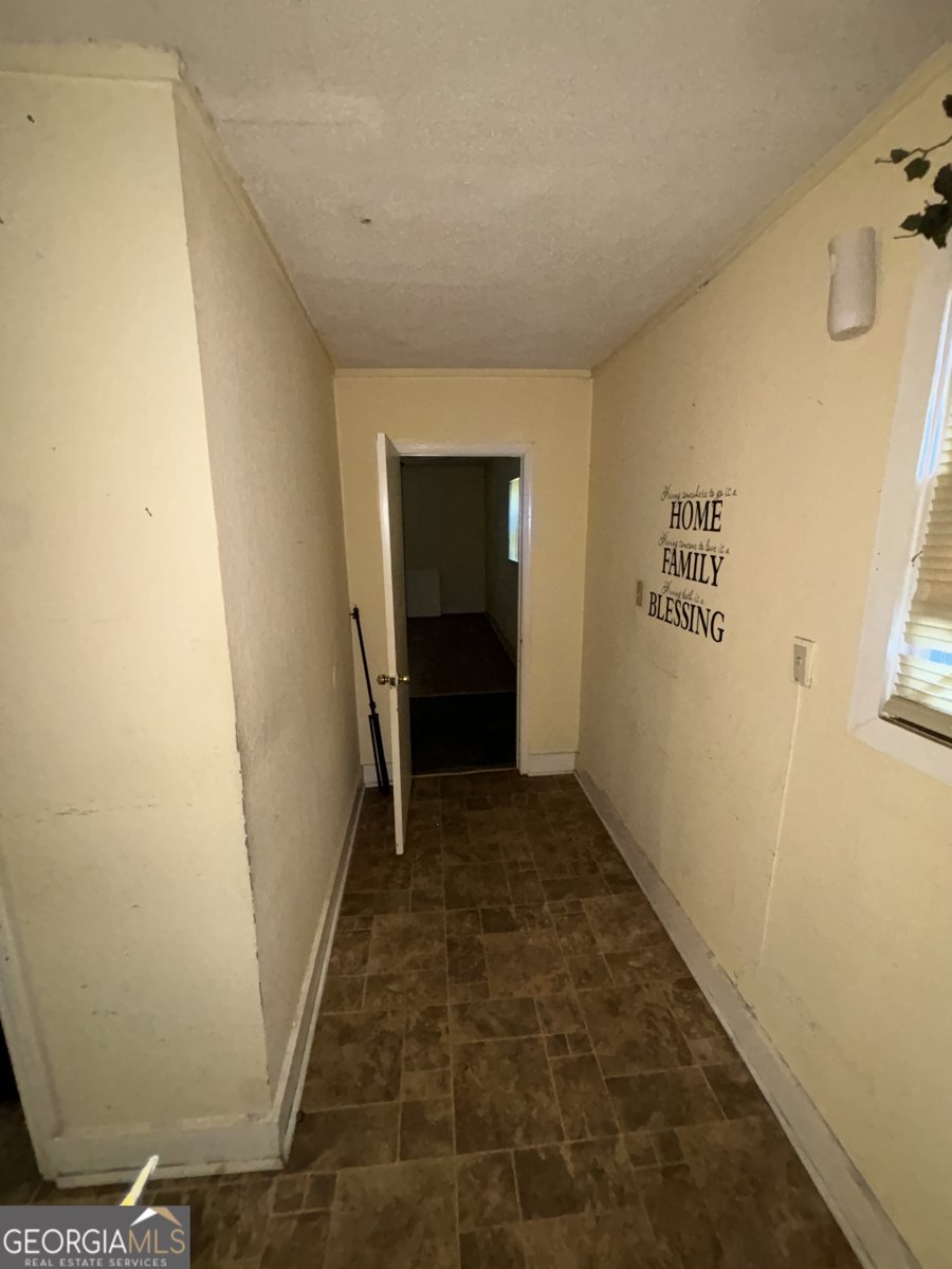 875 Perry Drive Macon - 21
